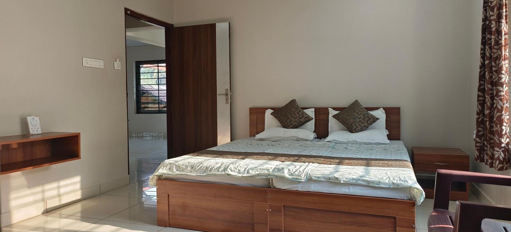 Sugamya Farm Guesthouse Sāgar Dış mekan fotoğraf