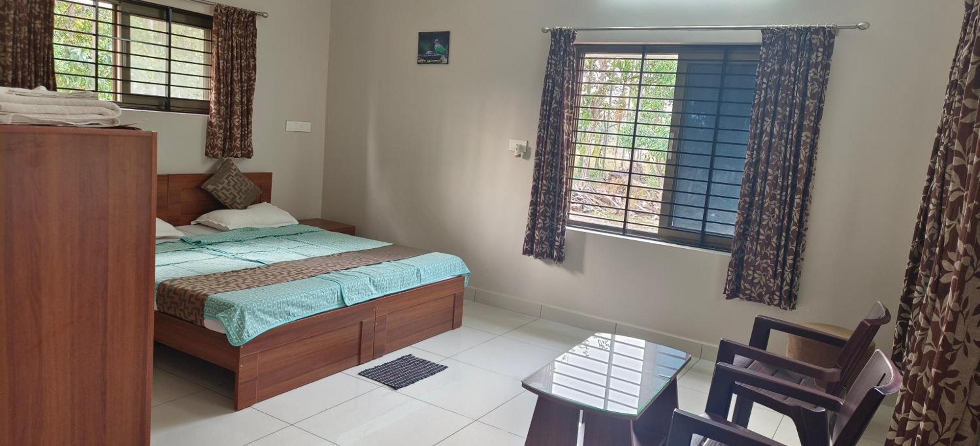 Sugamya Farm Guesthouse Sāgar Dış mekan fotoğraf
