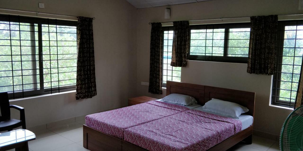 Sugamya Farm Guesthouse Sāgar Dış mekan fotoğraf